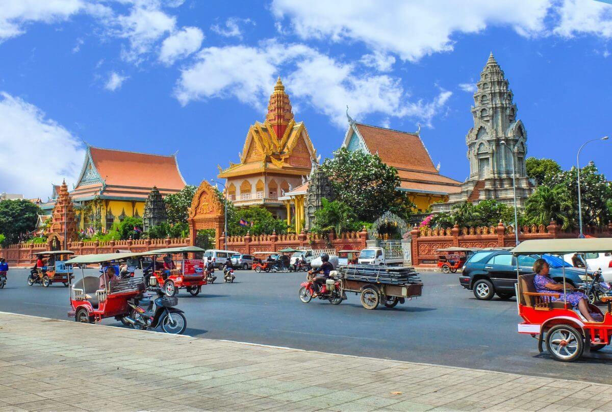 Đặt vé máy bay giá rẻ đi Campuchia - xứ sở của những chùa tháp